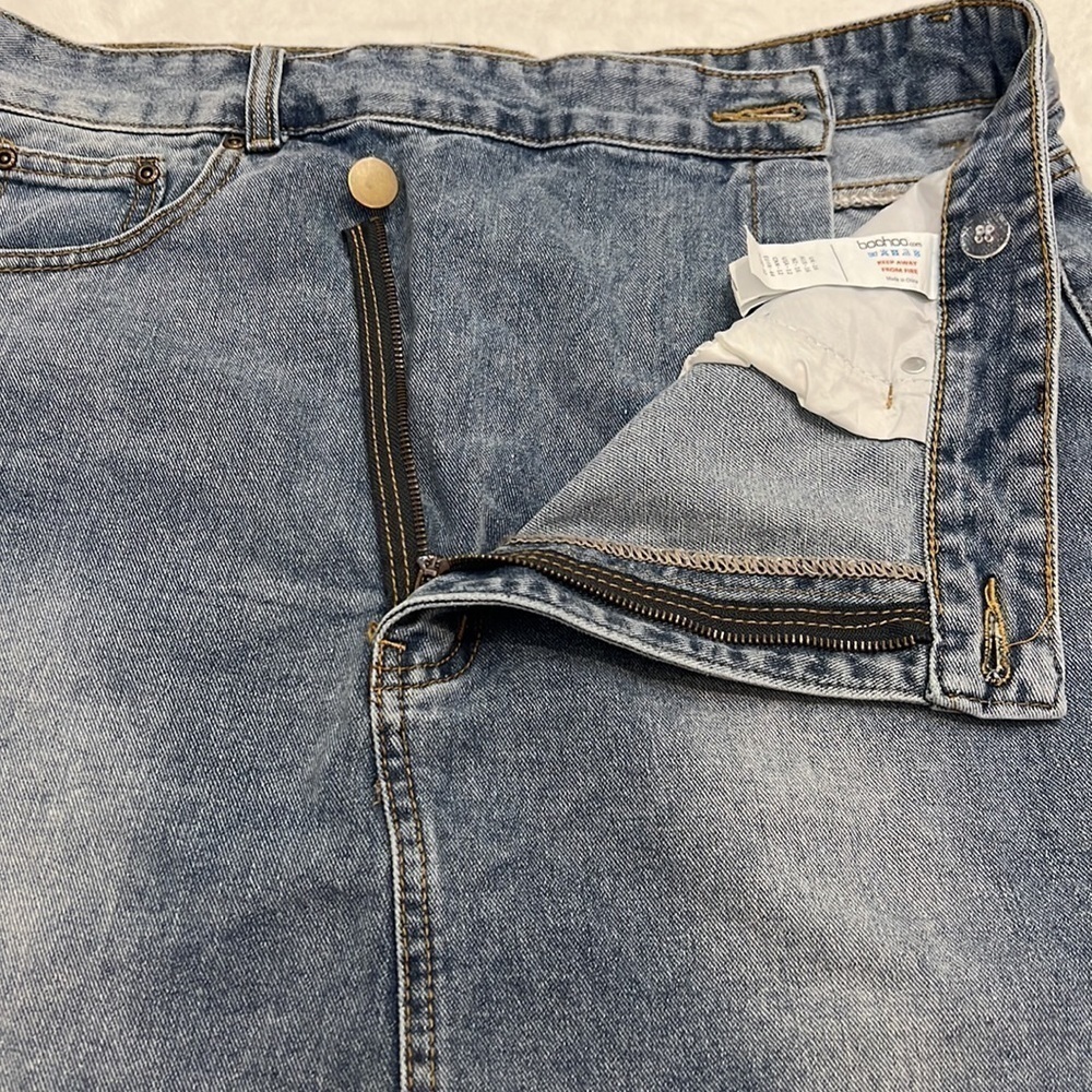 Boohoo Blue NWT Asymmetric Distressed Denim Skirt Size 12 - Picture 9 of 10